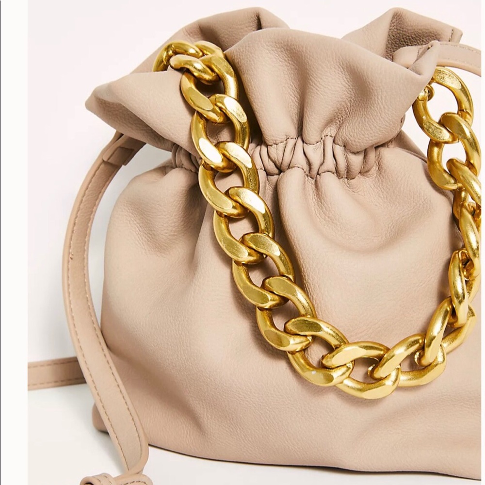 FREE PEOPLE CARMEN CHAIN CLUTCH *Brand New*